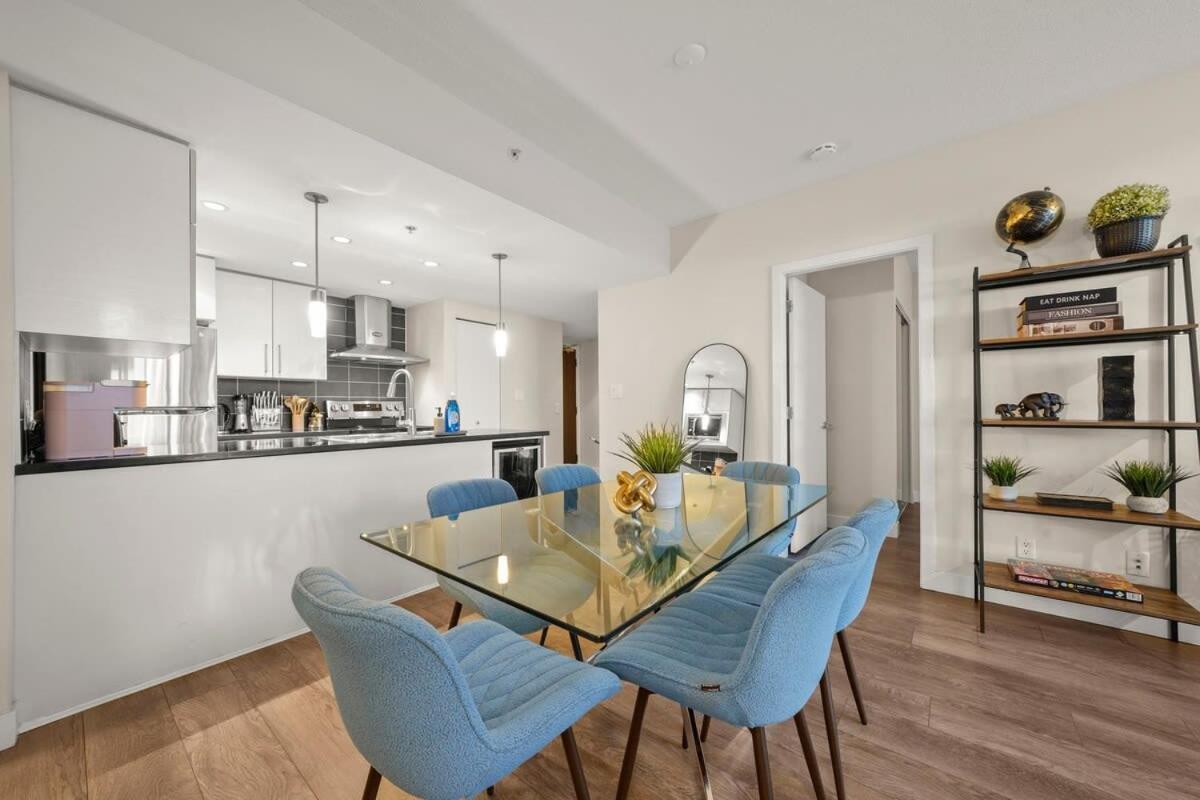 Dazzling Condo By Stadium Downtown With Free Parking Vancouver Eksteriør bilde