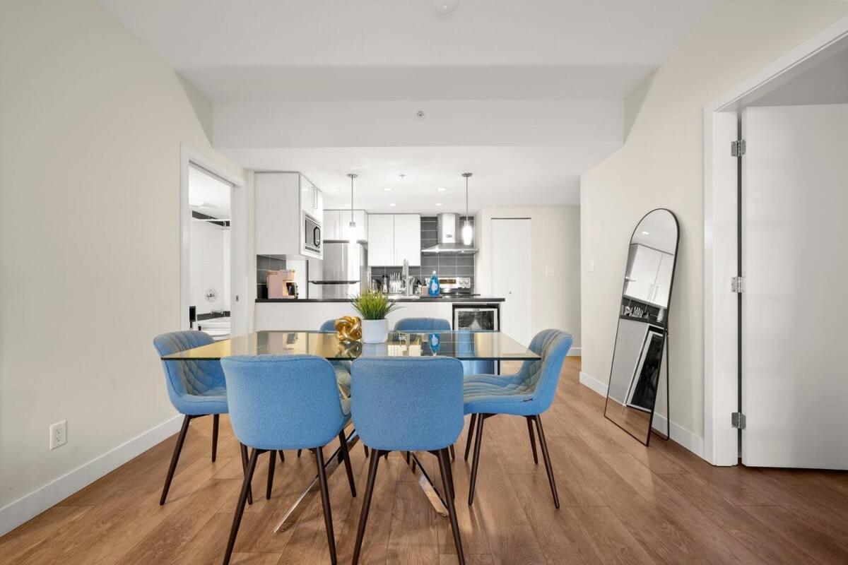 Dazzling Condo By Stadium Downtown With Free Parking Vancouver Eksteriør bilde