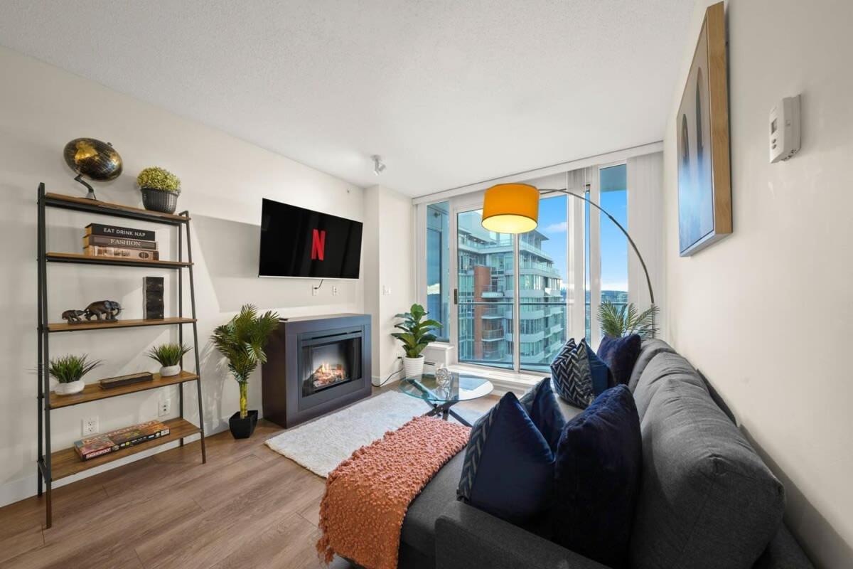 Dazzling Condo By Stadium Downtown With Free Parking Vancouver Eksteriør bilde